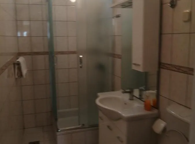 Nana Apartmán Starigrad Paklenica