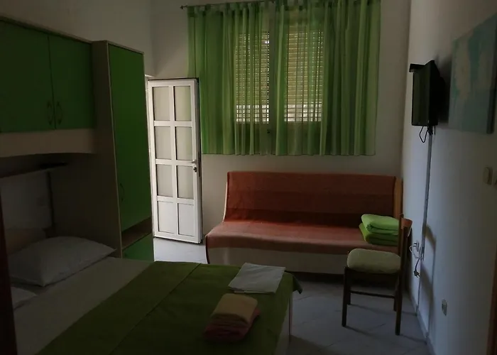 Nana Apartmán *