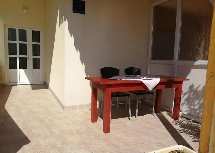 Nana Lejlighed
